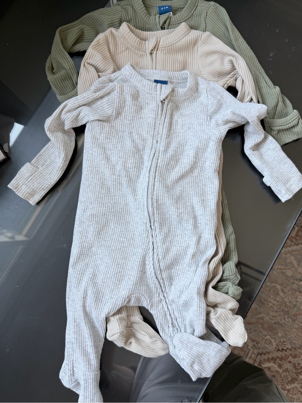 Old Navy 0-3m Ribbed One-Piece Footed Pajama - Light Gray, Beige, Forest Green